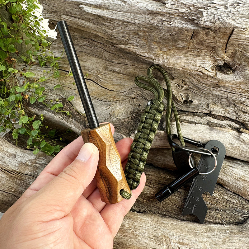 New Outdoor Flint Fire Starter - Fire Starter Cube recension och pris